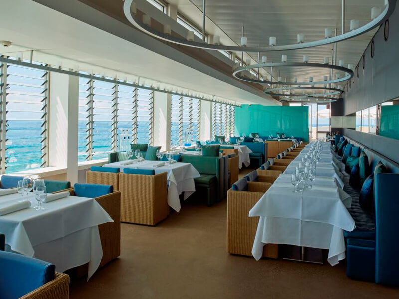 iceberg dining room and bar